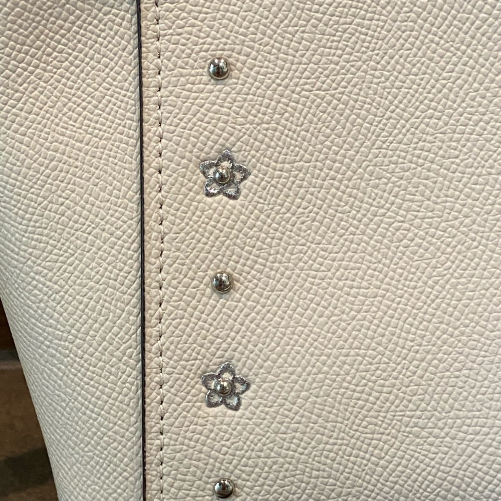 Coach 3 compartment bag white and silver - Picture 5 of 8